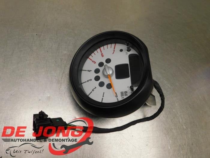 Tachomètre d'un Mini Clubman, -, 3 mois de garantie, -, -
