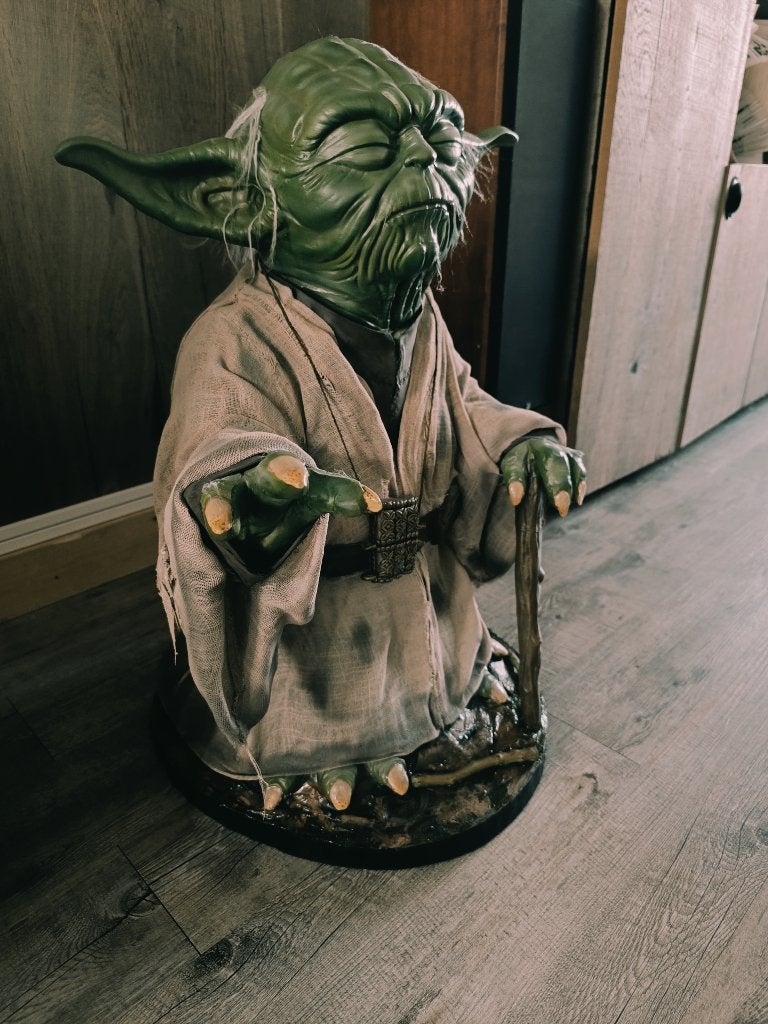Statue de Maître Yoda life size échelle 1/1, Collections, Statues & Figurines, Neuf, Enlèvement