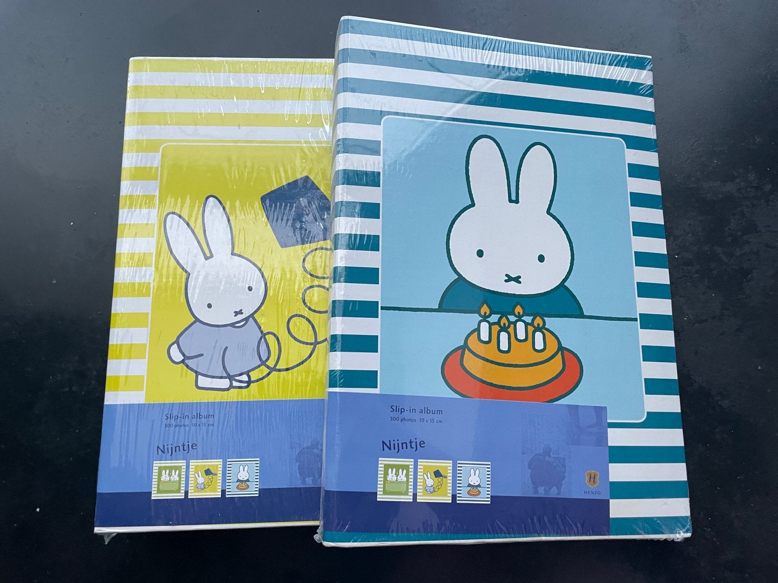 Twee nieuwe Nijntje slip-in fotoalbums, TV, Hi-fi & Vidéo, Albums photo & Accessoires, Neuf, Henzo, Jaune, Enlèvement ou Envoi