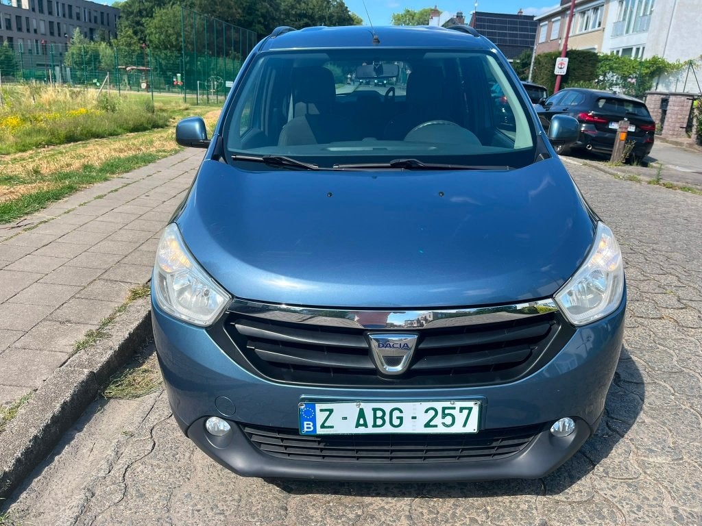 Dacia Lodgy 1.5 dCi Ambiance 5pl., Autos, Euro 5, Entreprise, 5 portes, https://public.car-pass.be/vhr/9be5523b-1138-4b75-b140-51d027ba4686
