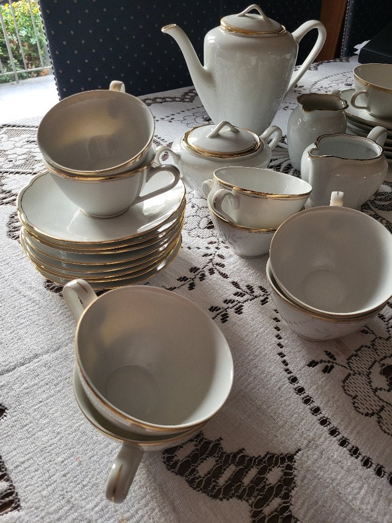 Thee en koffieservies, Ophalen