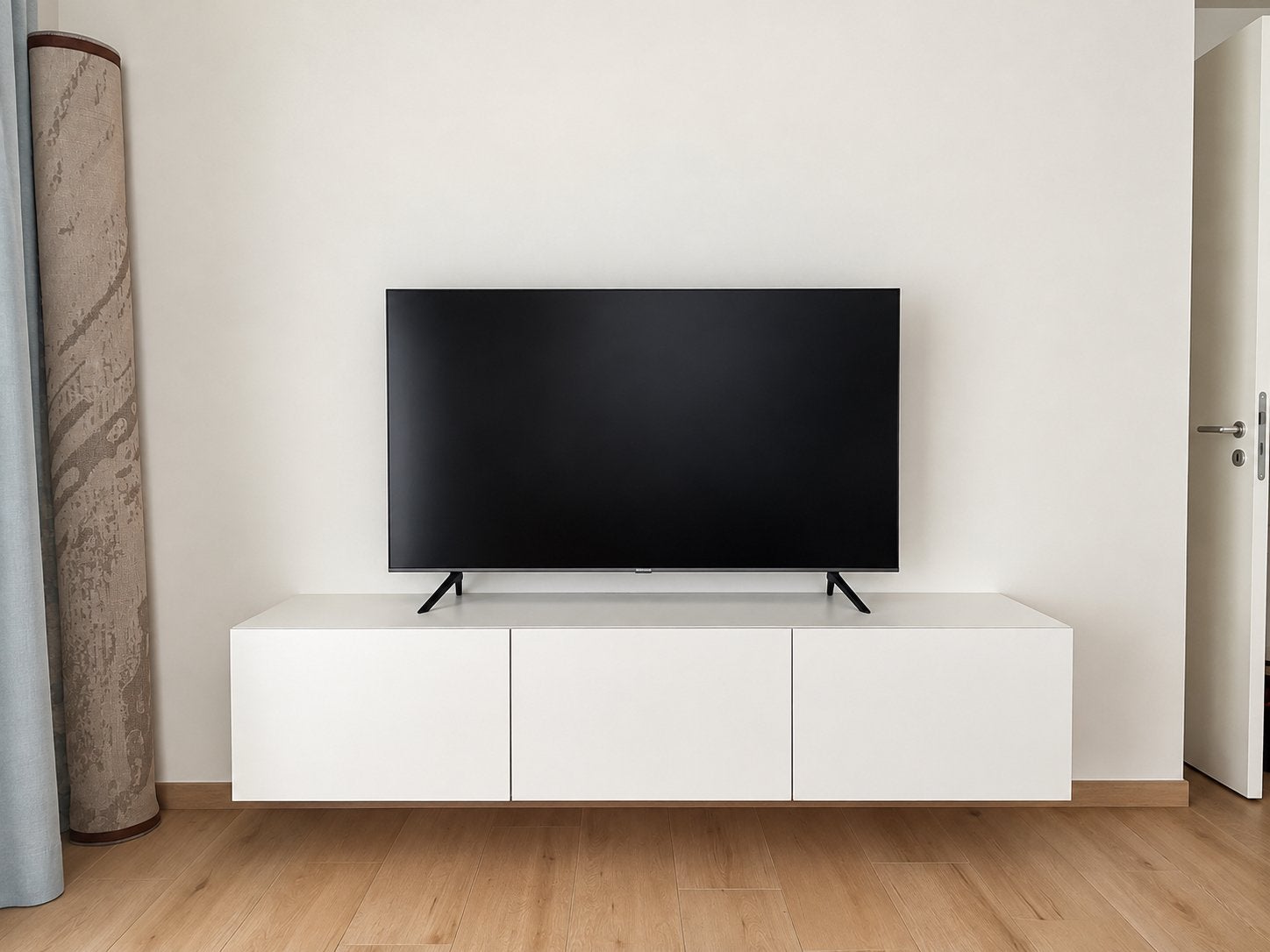 Tv meubel te koop (ikea), Ophalen, Zo goed als nieuw