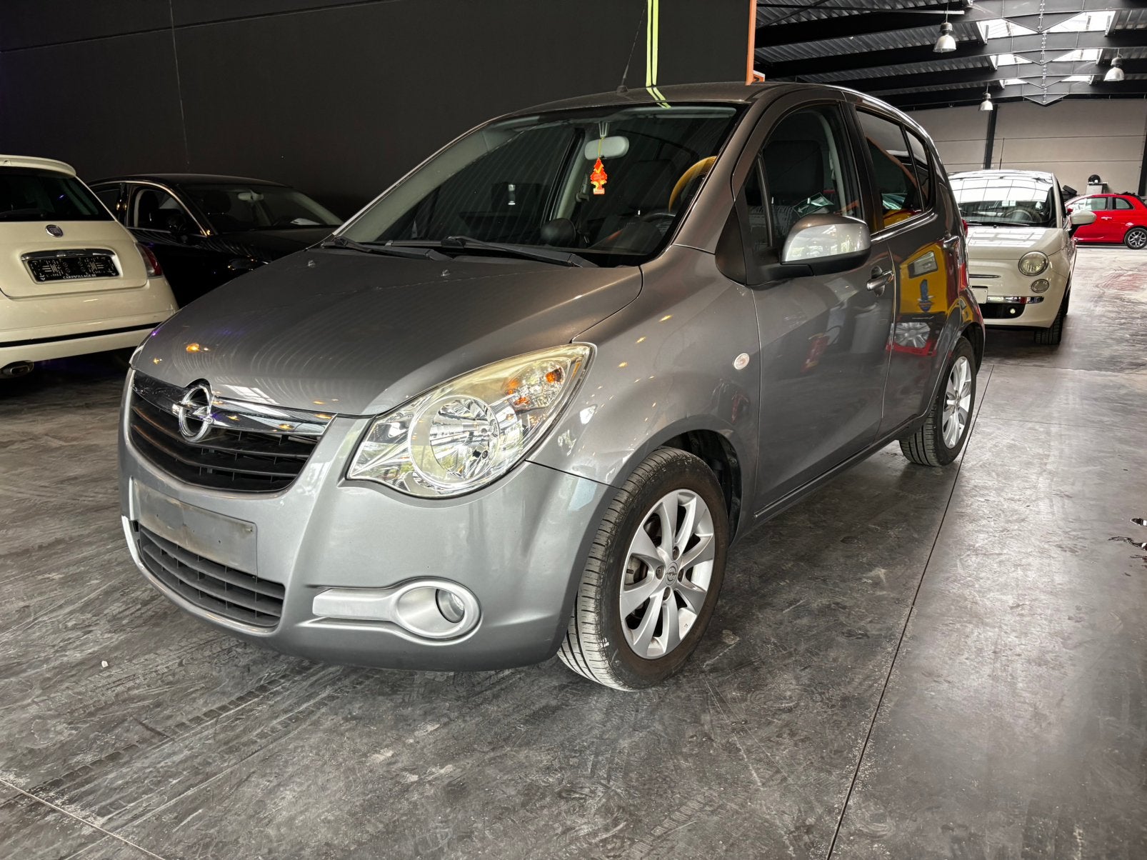 Opel agila 1.2i ecoFLEX/12 mois de garantie, Autos, Opel, 1242 cm³, Achat, Entreprise, Boîte manuelle