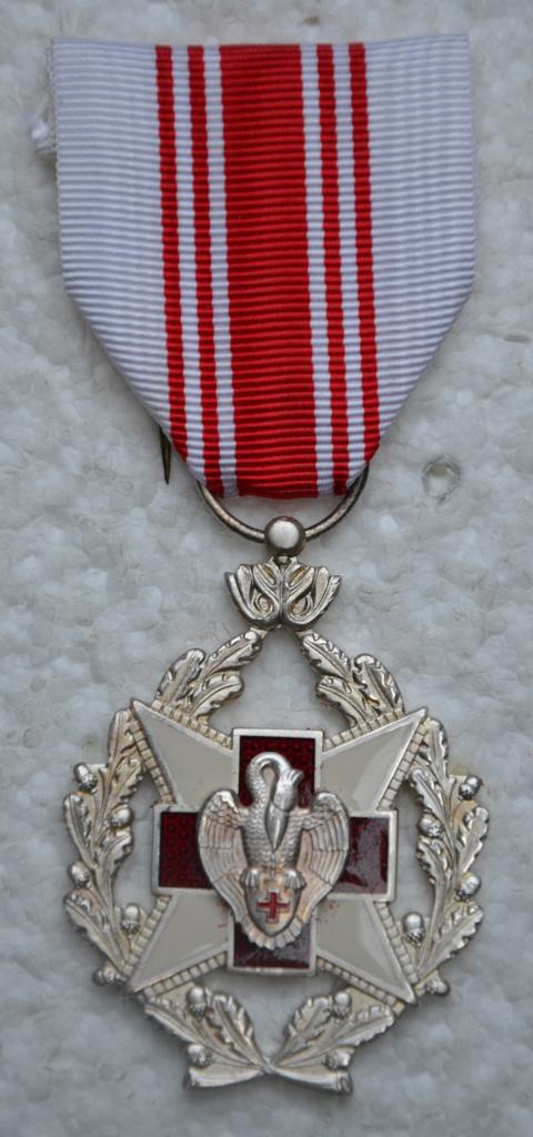 Medaille, Rode Kruis, Medaille van Verdienste, 2de Klasse, Ophalen of Verzenden, Overige soorten, Lintje, Medaille of Wings