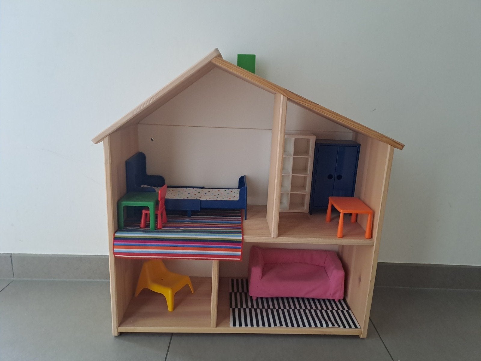 ikea poppenhuis FLISAT, Ophalen, Zo goed als nieuw, Poppenhuis