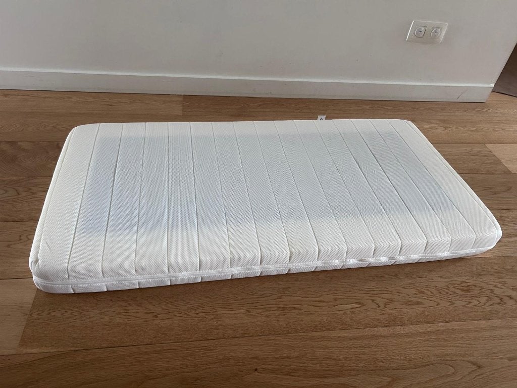 Babymatras van 120x60 cm, Ophalen, Zo goed als nieuw, Ledikant