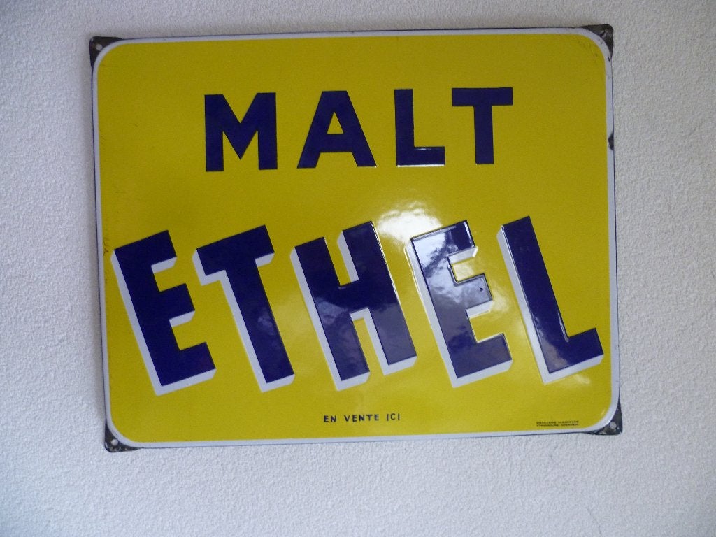 PLAQUE  ÉMAILLE « MALT ETHEL EN VENTE ICI » ANNÉES 1950/60, Collections, Enlèvement ou Envoi, Utilisé, Panneau publicitaire
