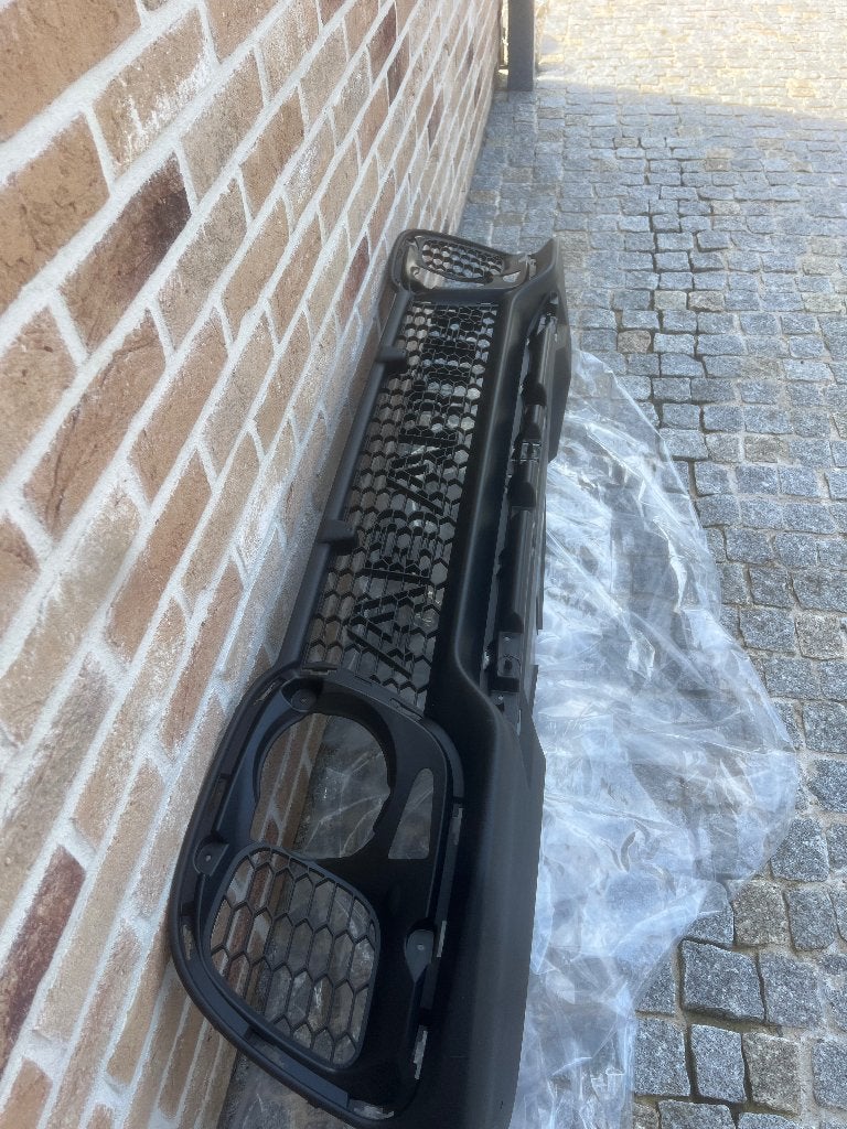 Lame de pare-chocs avant pour Abarth 595, Autos : Pièces & Accessoires, Neuf, Pare-chocs, Enlèvement, Fiat