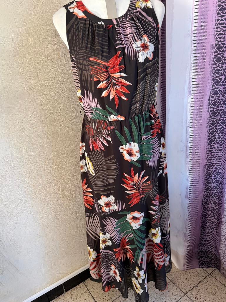 Gerry Weber lange jurk maat 36-38 lees, Kleding | Dames, Jurken, Ophalen of Verzenden, Zo goed als nieuw, Zwart