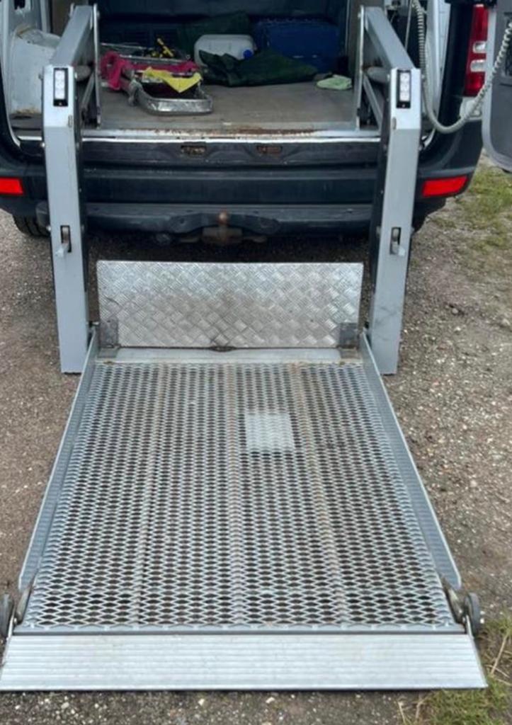 Bestelwagen Rolstoellift, Ophalen of Verzenden, Gebruikt