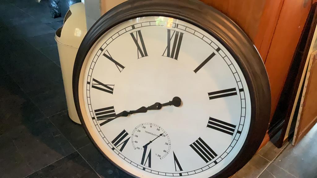 Super grote hangklok, Handtassen en Accessoires, Horloges | Heren, Ophalen, Zo goed als nieuw