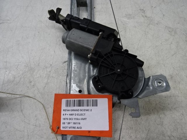 MOTEUR LEVE VITRE ELECTRIQUE AVANT DROIT Renault, Renault, Utilisé, Peter-Huppertz-Straße 5
51063  Köln, DE, Avant