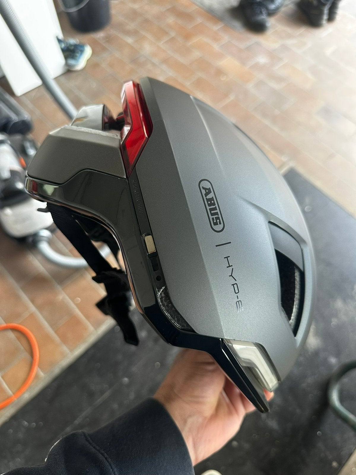 Casque vélos scooters   Marque abus, Enlèvement, Comme neuf