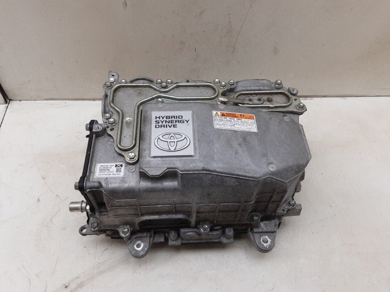 INVERTER ABS Toyota Yaris III (P13) (|G920052033|), Gebruikt, Toyota
