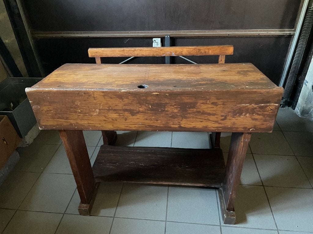 Banc d'école, Enlèvement
