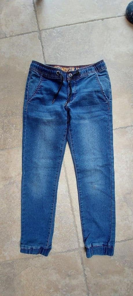 Merk 717: mooie jeans broek mt 152, Enfants & Bébés, Vêtements enfant | Taille 152, Pantalon, Enlèvement ou Envoi, Utilisé, Fille