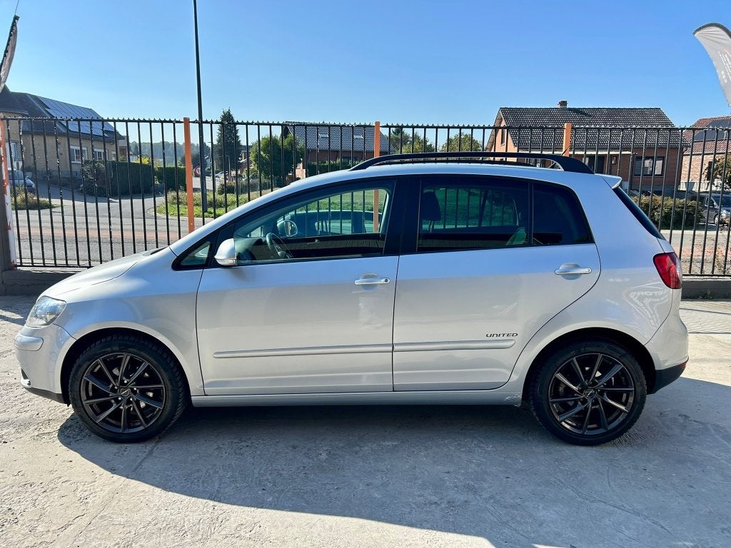 Volkswagen Golf Plus 1390cc Benzine Verenigde Editie 2009, Auto's, Dealer onderhouden, 4 cilinders, Bedrijf, 59 kW