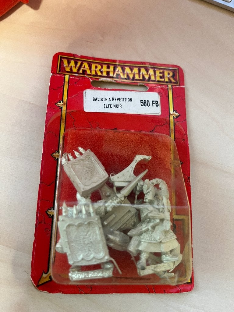 Baliste Elfes Noirs Warhammer 1995 – blister fermé, Enlèvement ou Envoi, Neuf, Warhammer, Figurine(s)