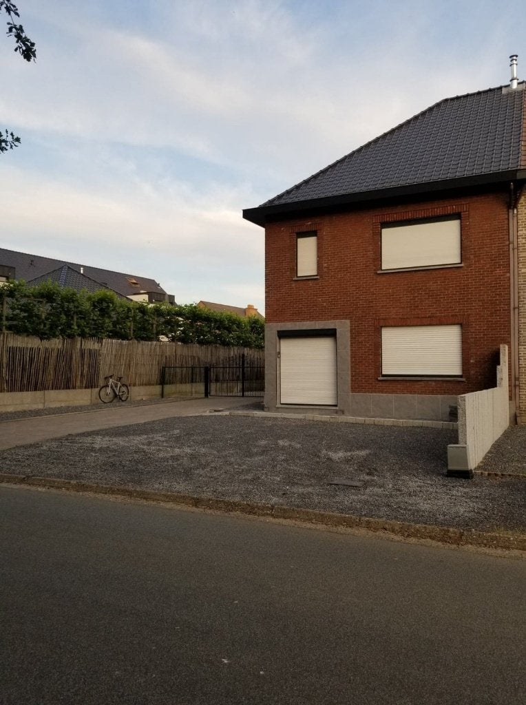 TE HUUR: gezinswoning 3 slpk op toplocatie in Genk, Immo, Huizen te huur, Genk, Direct bij eigenaar, B