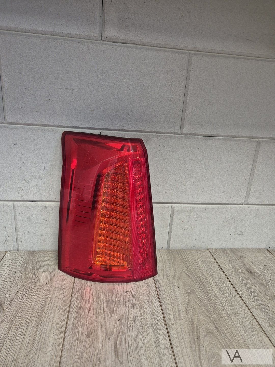 Cadillac BLS wagon station achterlicht links 12769822 €999, Cadillac, -, Utilisé, -