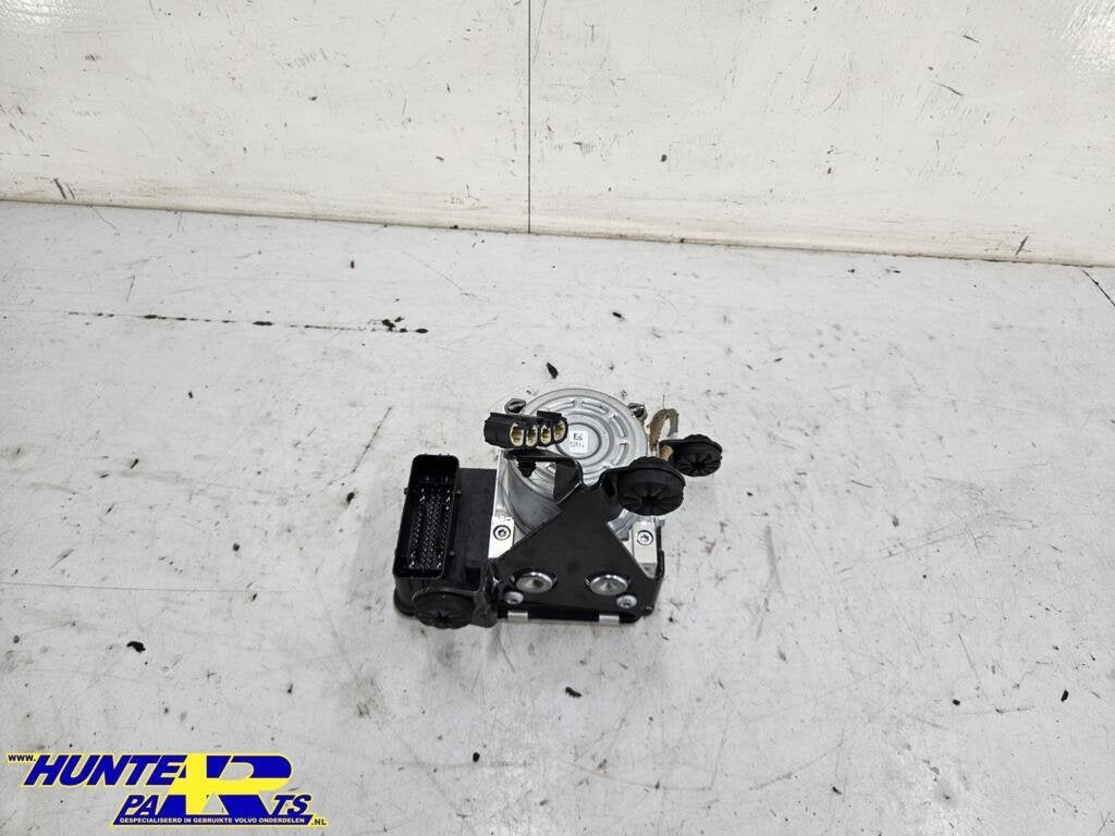 ABS pomp Volvo XC90/V90/S90/V90CC II ('14-'22) 31680101, Enlèvement ou Envoi, Volvo, Volvo, Utilisé