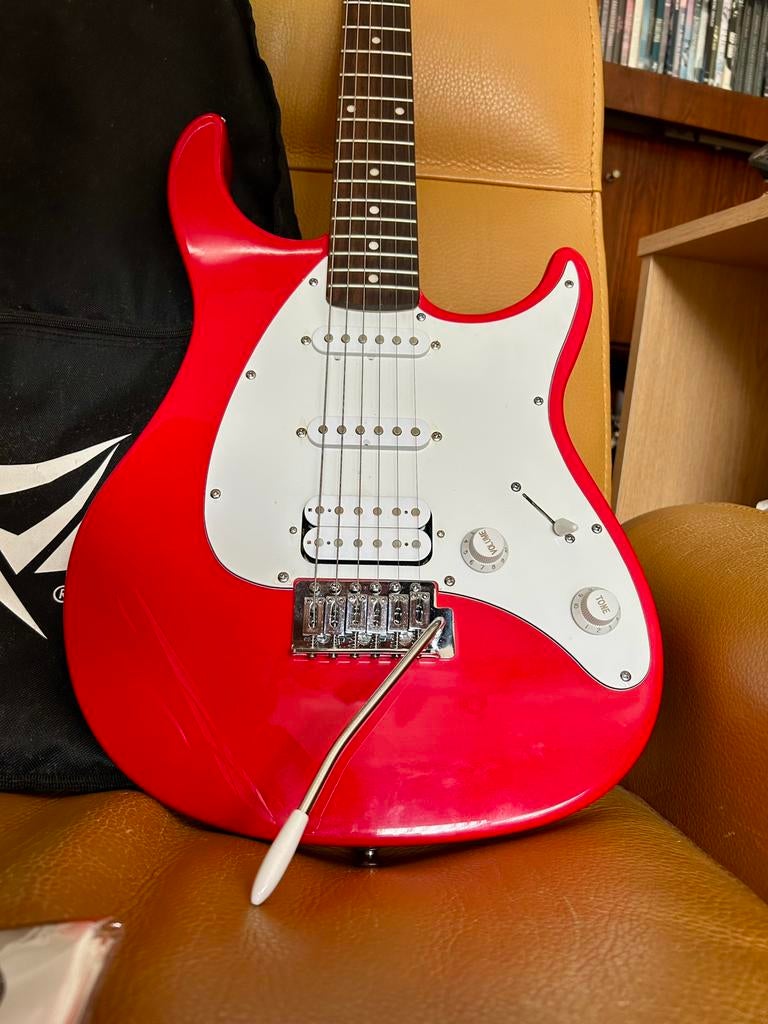 Peavey Elektrische gitaar + originele draagzak & accesoires, Musique & Instruments, Enlèvement, Comme neuf