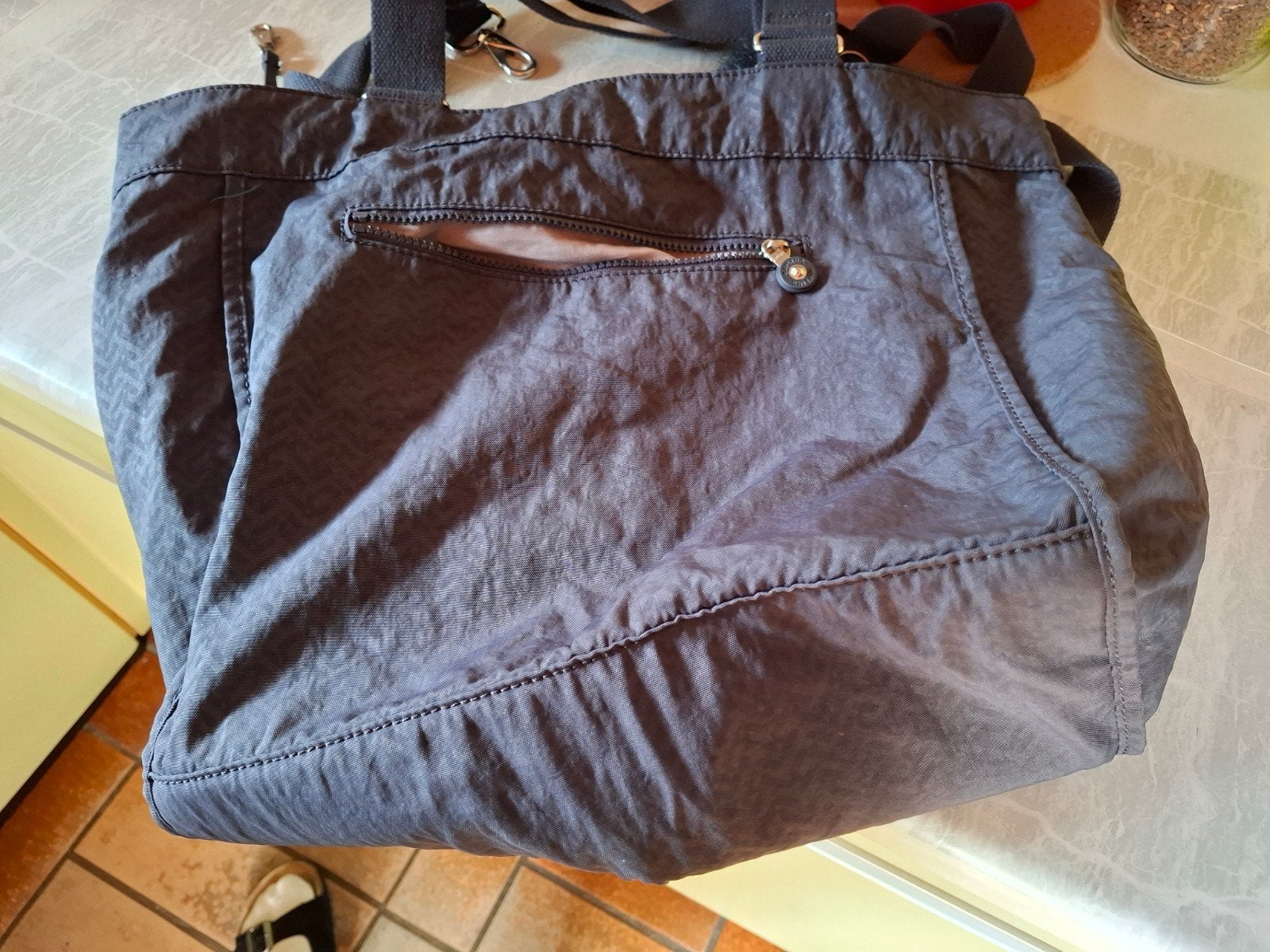 Grand sac Kipling bleu foncé à vendre, Enlèvement ou Envoi, Comme neuf, Bleu, Autres types