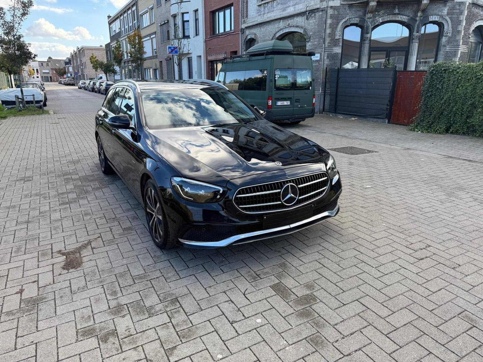 MERCEDES E300 DE 11/2020 130000KM AIRCO NAVI KEURING EURO6D, Auto's, 143 kW, Euro 6, Zwart, 20 cc