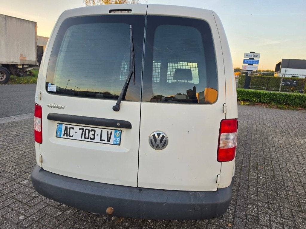 Volkswagen Caddy 2.0 diesel, https://public.car-pass.be/vhr/2f983a4b-6536-4095-949c-080c568471e2, Essai à domicile, Achat, Entreprise