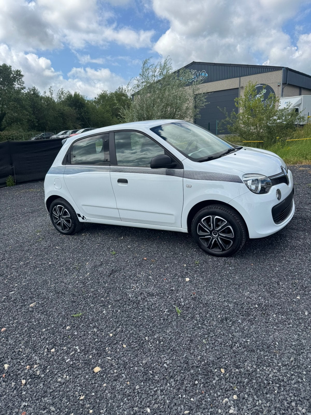 Renault twingo 1.0 benzine bj2016 km60780 1jaar garantie, Twingo, Euro 6, Bedrijf, Handgeschakeld