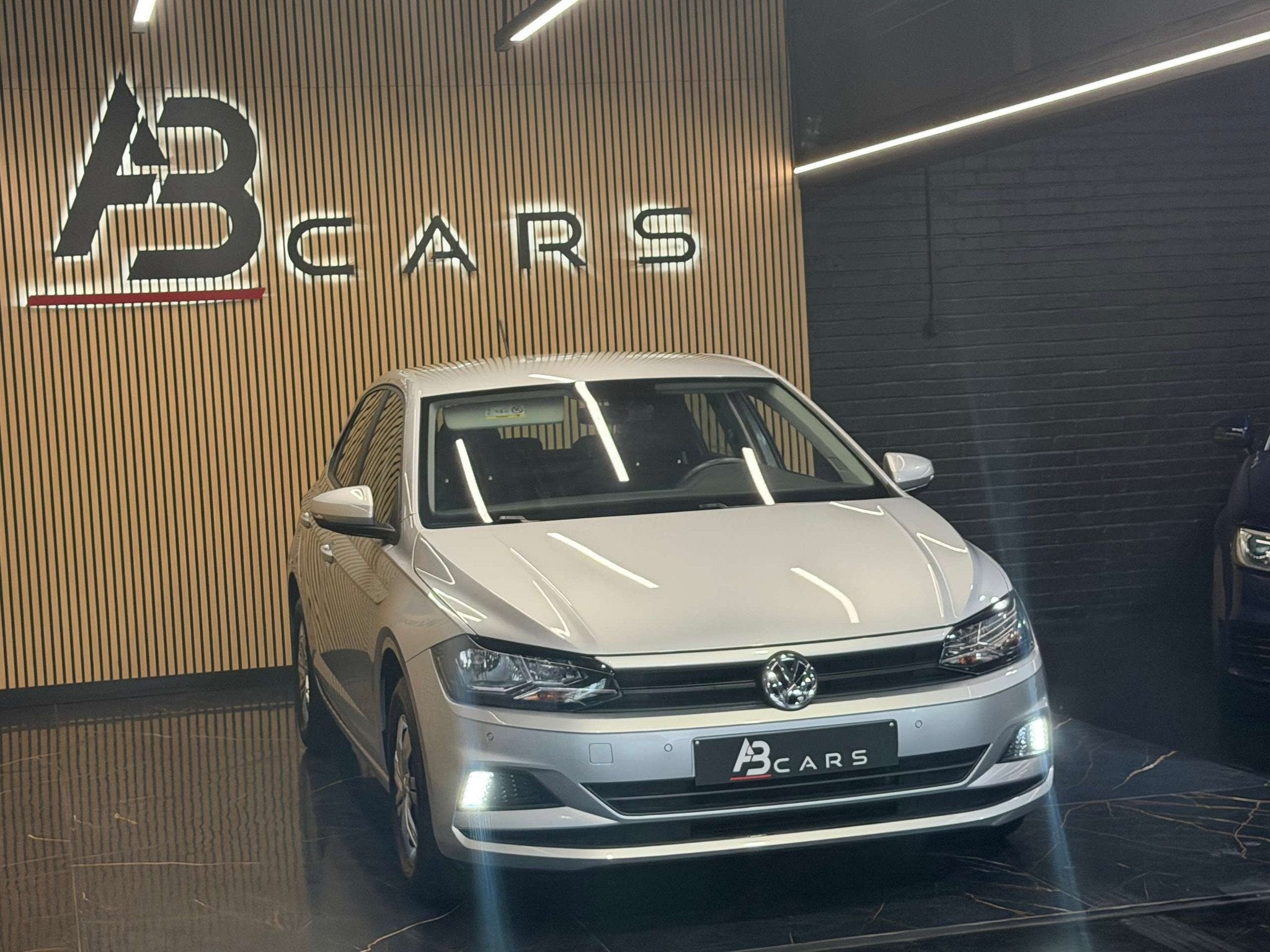 Volkswagen Polo 1.0I * GARANTIE 12 MOIS *, Autos, Argent ou Gris, Achat, Cruise Control, Euro 6