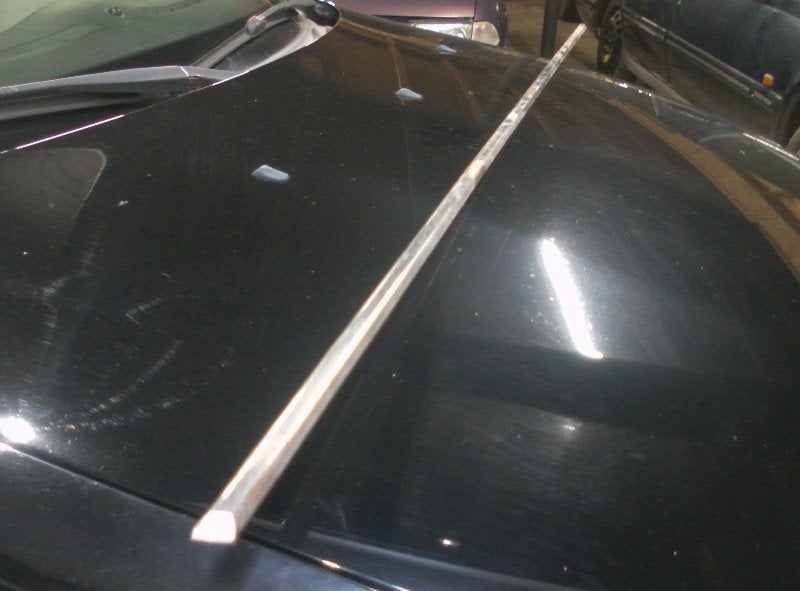 SIERLIJST DORPEL rechts Sunbeam Rapier Fastback (01-1970/-), Gebruikt, Nijverheidstraat 1a 1a
5405 AJ  UDEN, NL, Dhr. R. Verberk