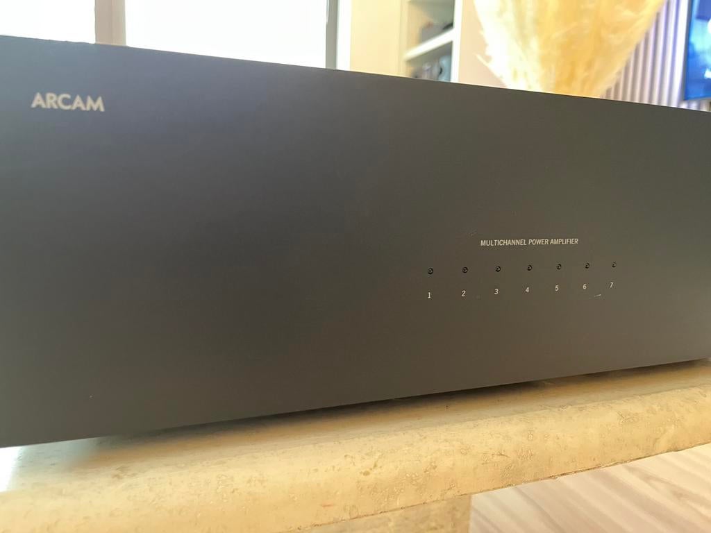 Arcam P1000 - 7x135W Ampli de puissance Home Cinema, Marantz, Comme neuf, Enlèvement, 120 watts ou plus