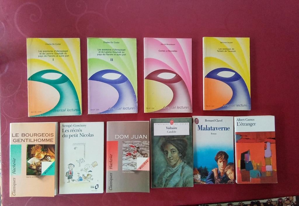 Franse lectuur Schooledities 10 st, Enlèvement ou Envoi, Comme neuf, Français