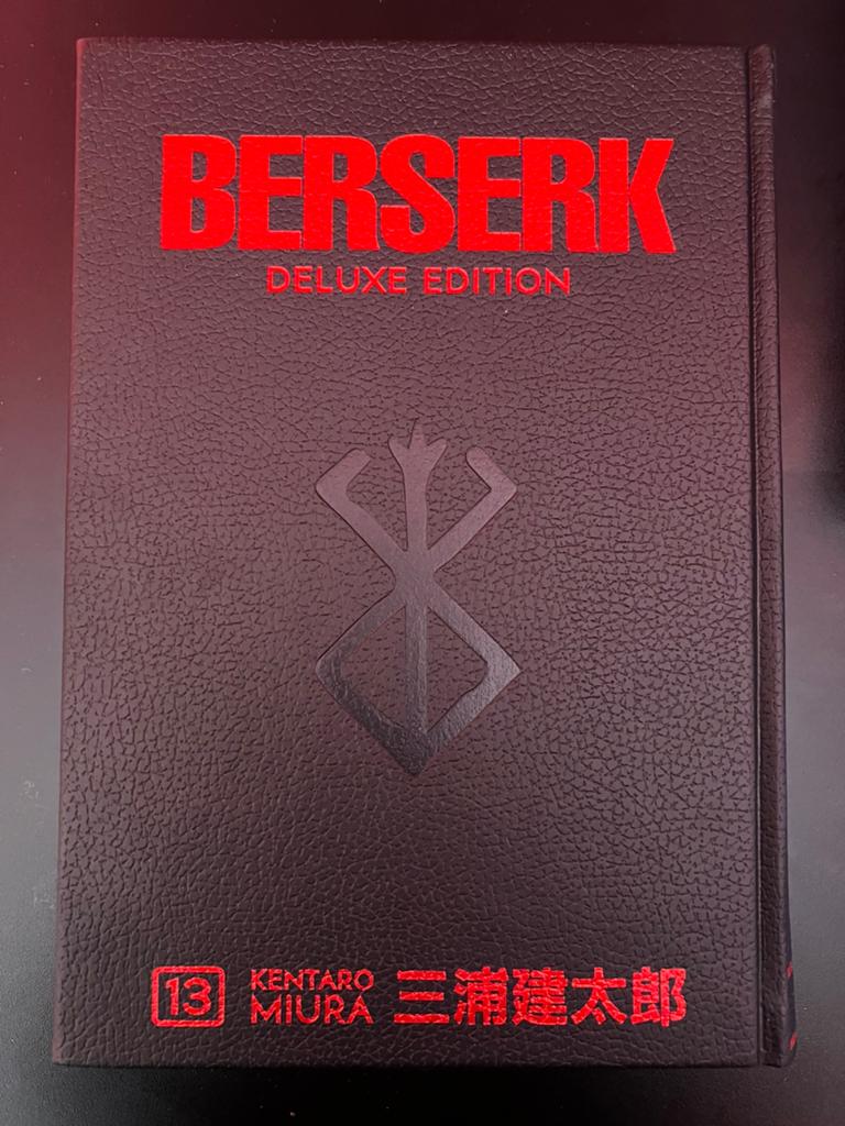 Berserk Deluxe Edition Volume 13, Plusieurs comics, Enlèvement ou Envoi, Comme neuf, Japon (Manga)