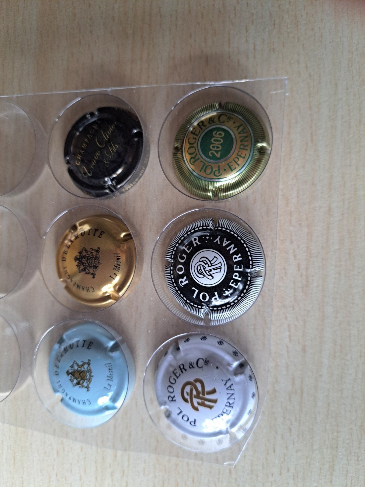 Champagnecapsules, Verzenden