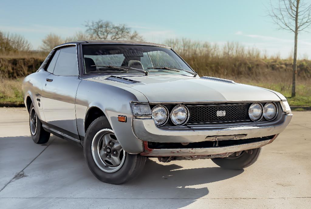 Toyota Celica GT 1975 oldtimer, Achterwielaandrijving, Leder en Stof, Bedrijf, Radio