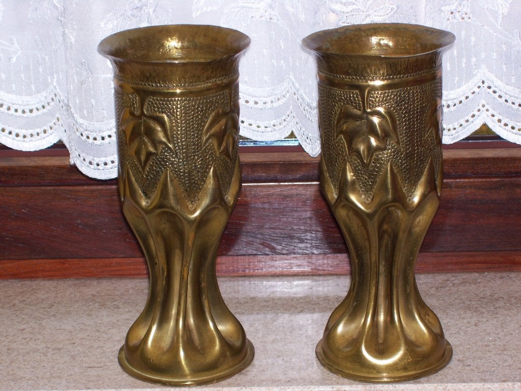Deux obus en cuivre, sculptés, 1ère Guerre Mondiale, Verzamelen, Ophalen, Landmacht, Hulzen of Bodemvondsten