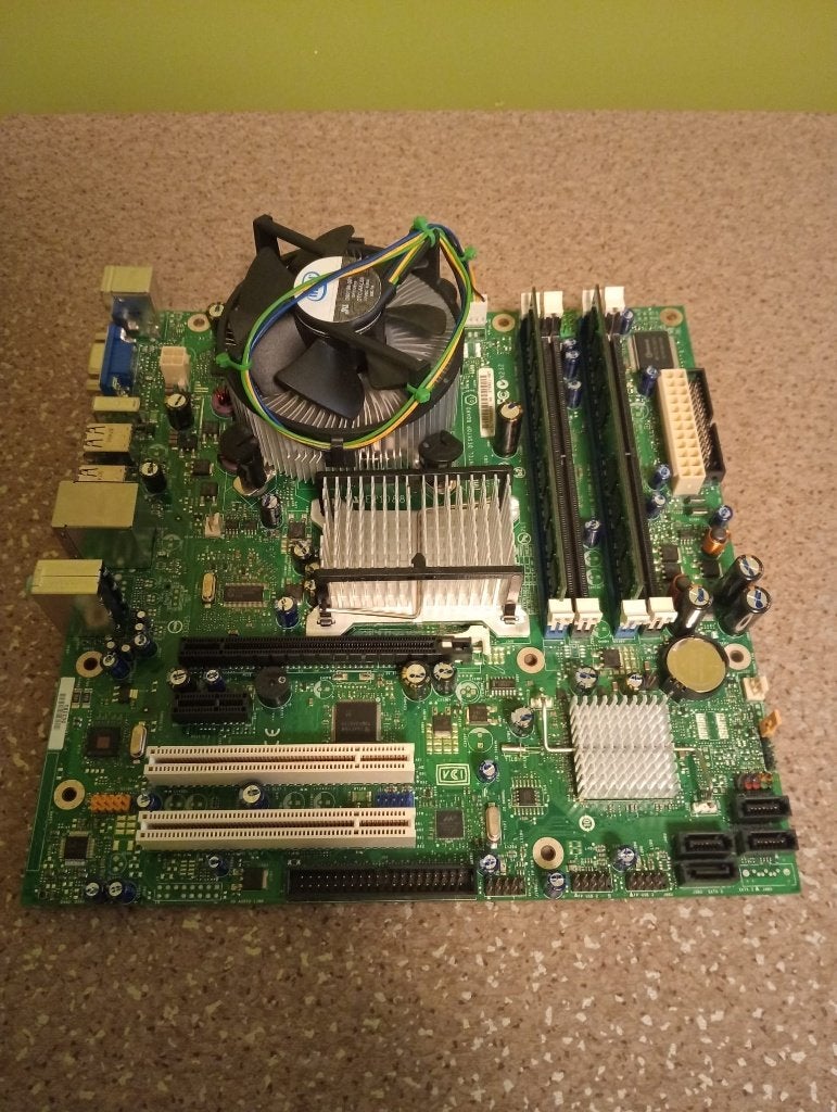 Carte mère Intel DG33BU + E6550 + 2 Go RAM, Informatique & Logiciels, Enlèvement ou Envoi, Reconditionné, Socket 775, Intel