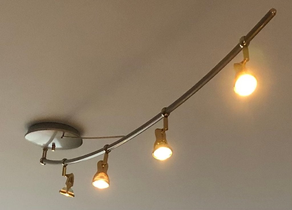 4 spots LED en très bon état : 20 €, Maison & Meubles, Lampes | Spots, Spot encastrable ou Spot mural, Dimmable, Comme neuf, Enlèvement