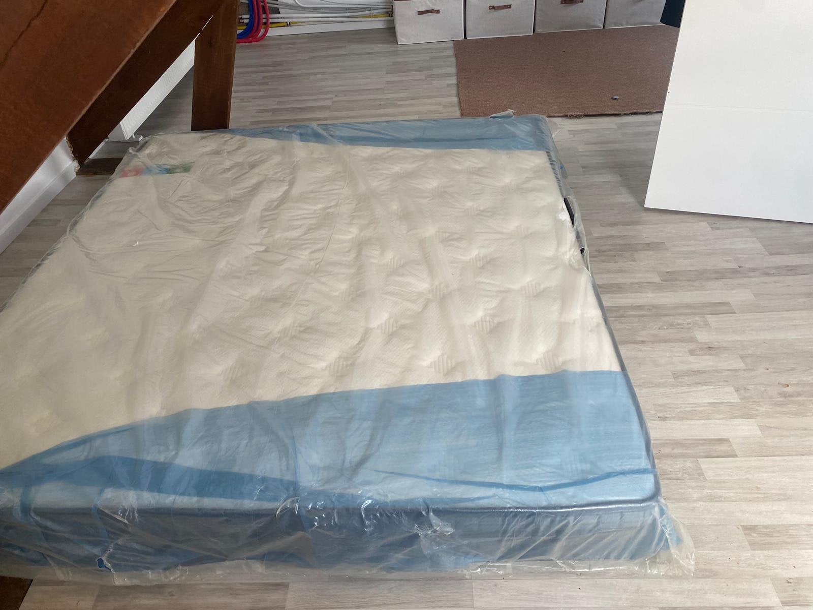 Ongebruikt matras van 180x200, Ophalen, Nieuw