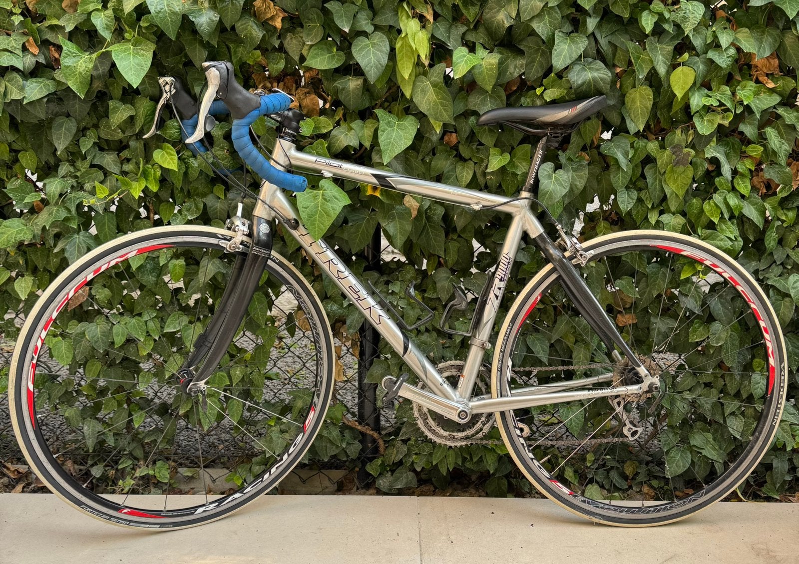 Rijklare Trek koersfiets met extra’s, Fietsen en Brommers, Ophalen, Zo goed als nieuw