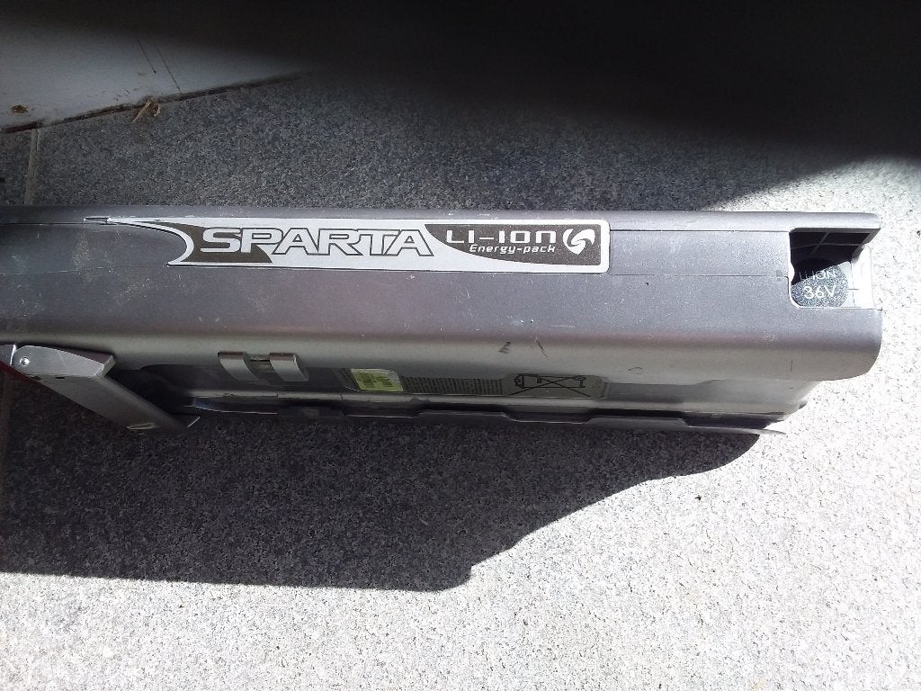 BATTERIE + CHARGEUR BATAVUS, Enlèvement, Utilisé, Batavus