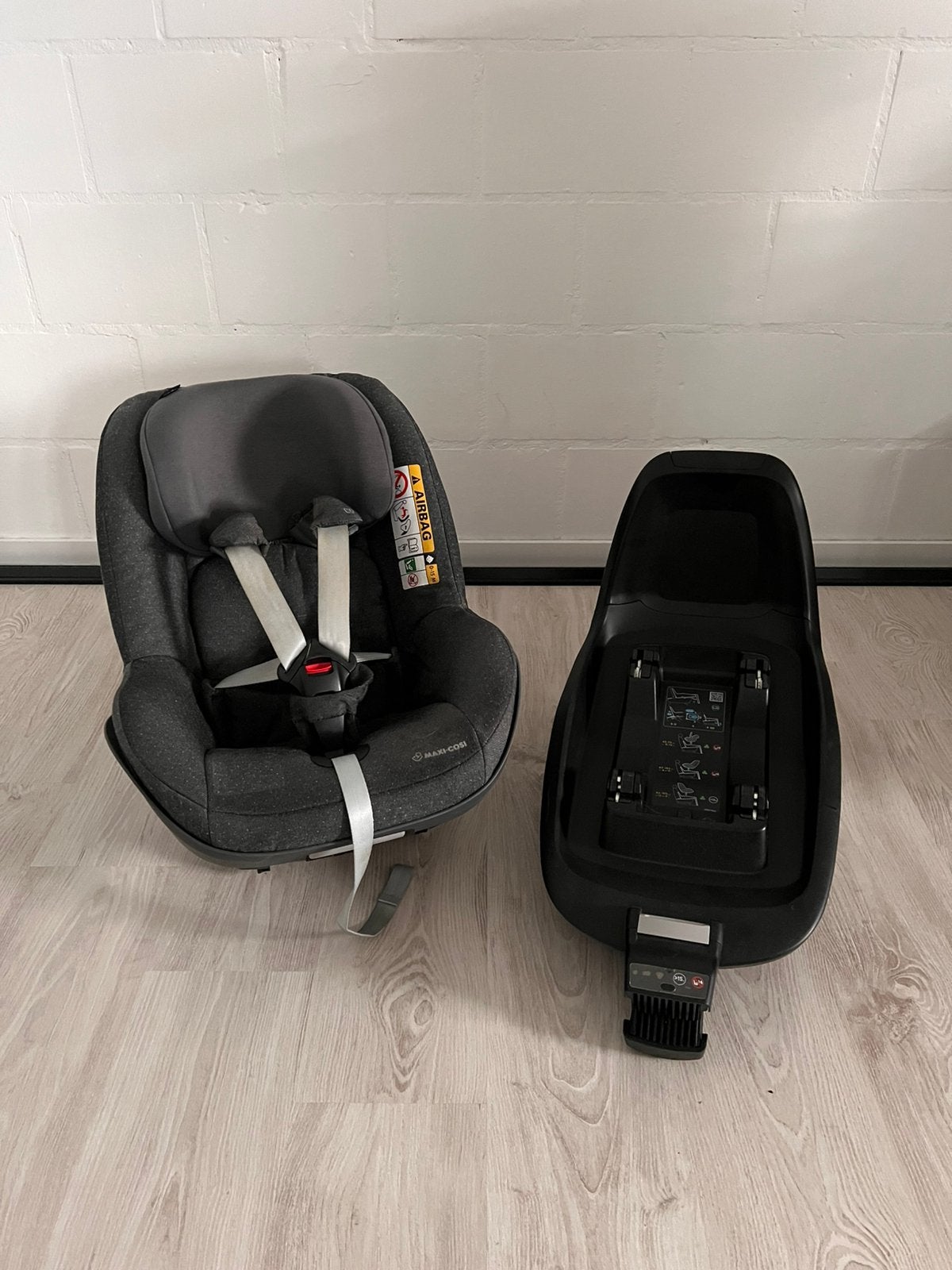 Autostoel met bijhorende isofix - MAXI COSI, Kinderen en Baby's, Autostoeltjes, Ophalen of Verzenden, Gebruikt, Isofix