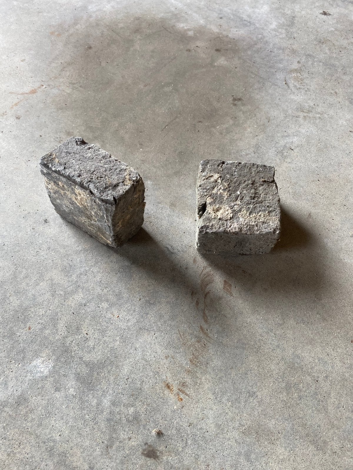 Blauwe paepesteen gezaagd voor kruisverband., Doe-het-zelf en Bouw, Ophalen, Zo goed als nieuw