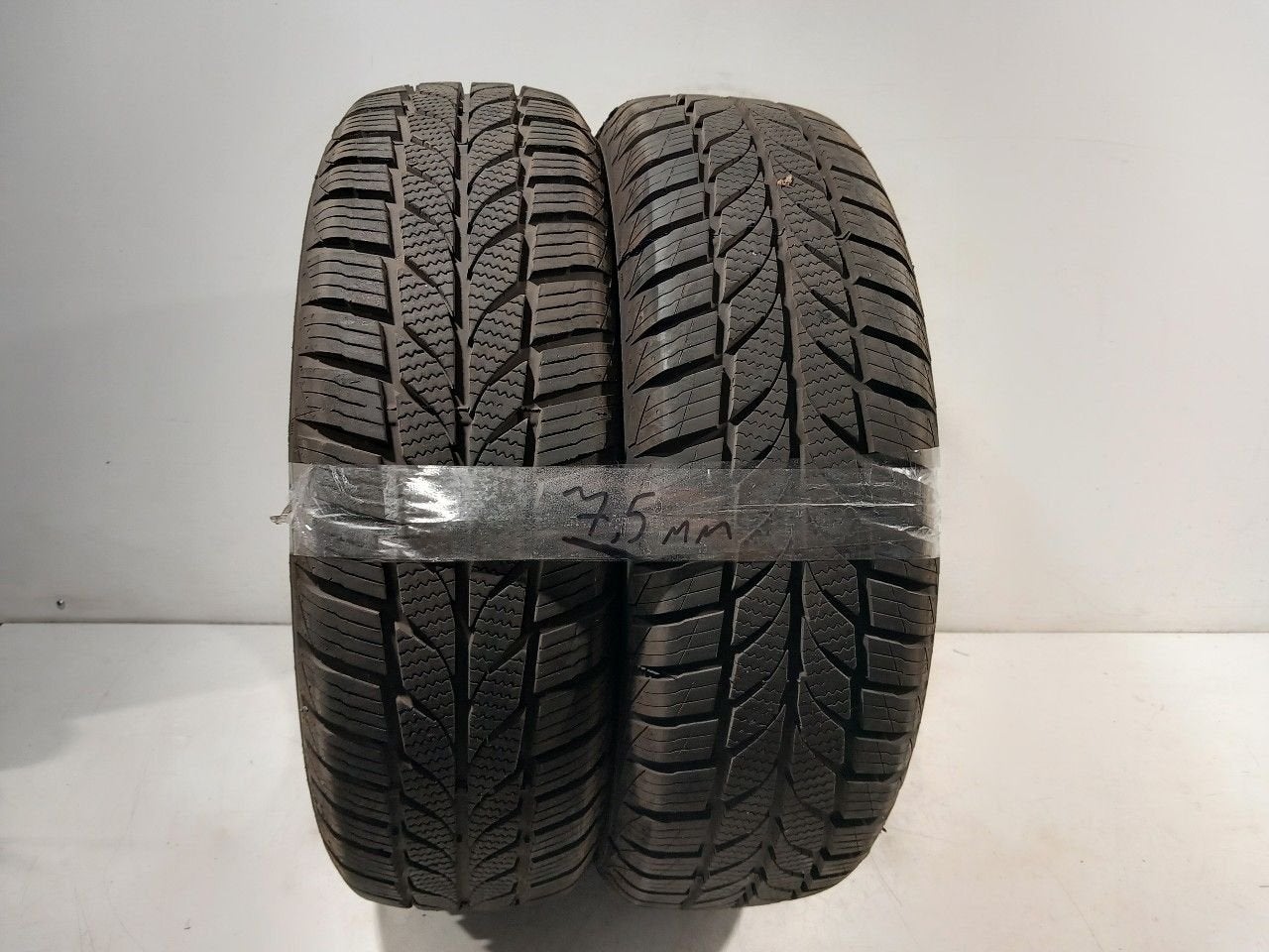 Bandenset 2 stuks 4-Seizoenen 185 65 R15, Auto-onderdelen, Onderdelen@venauto.nl, Van der Ven Autorecycling B.V., Gebruikt, 15 inch