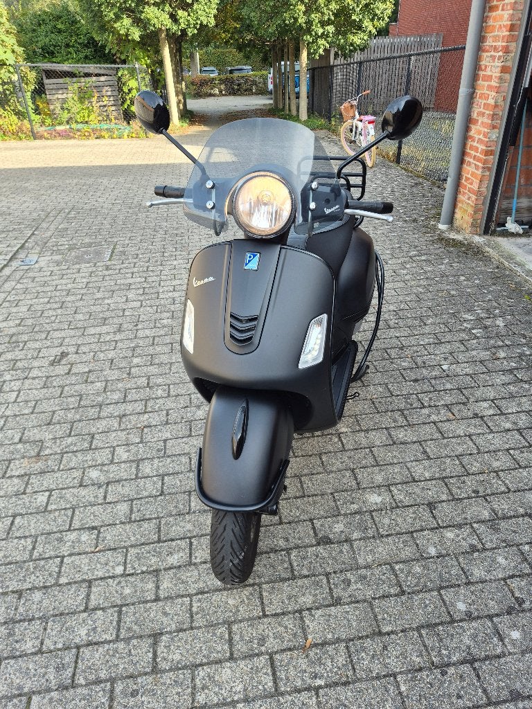 Vespa 125 gts supersport note, Ophalen, Overige modellen, 125 cc, Zo goed als nieuw