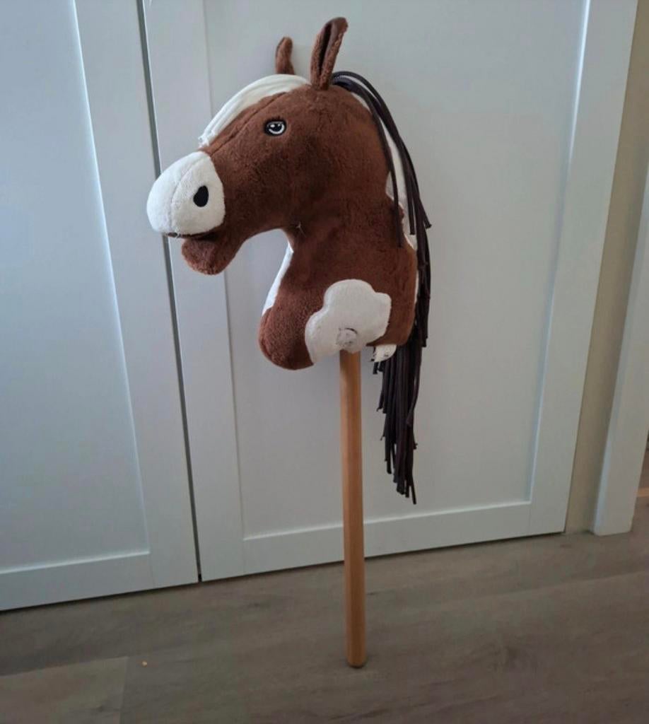 Bruine hobbyhorse, Ophalen