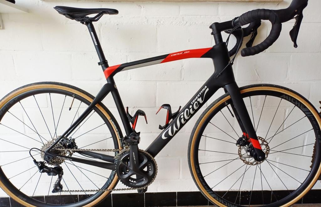 Prachtige Wilier racefiets in quasi nieuwstaat, Enlèvement, Carbone