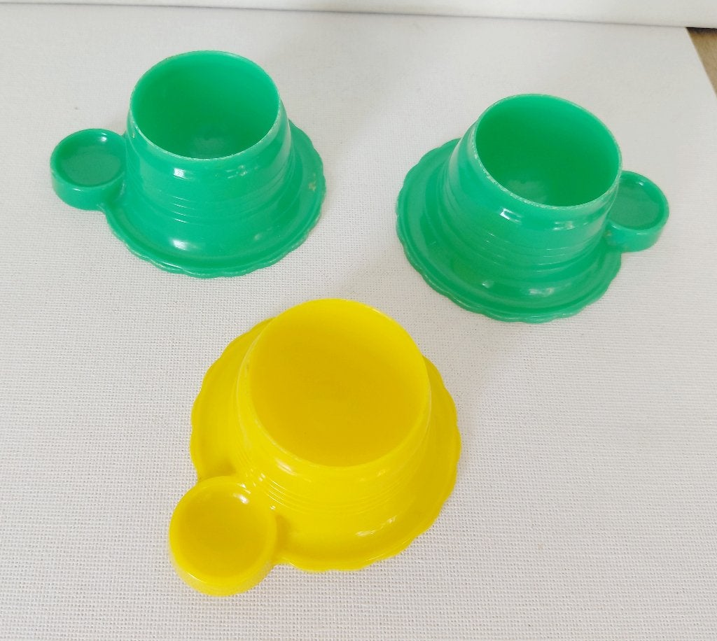 Coquetiers vintage verts et jaunes (lot de 3) • Retro 1970s, Enlèvement ou Envoi, Vintage, Comme neuf, Récipient(s)
